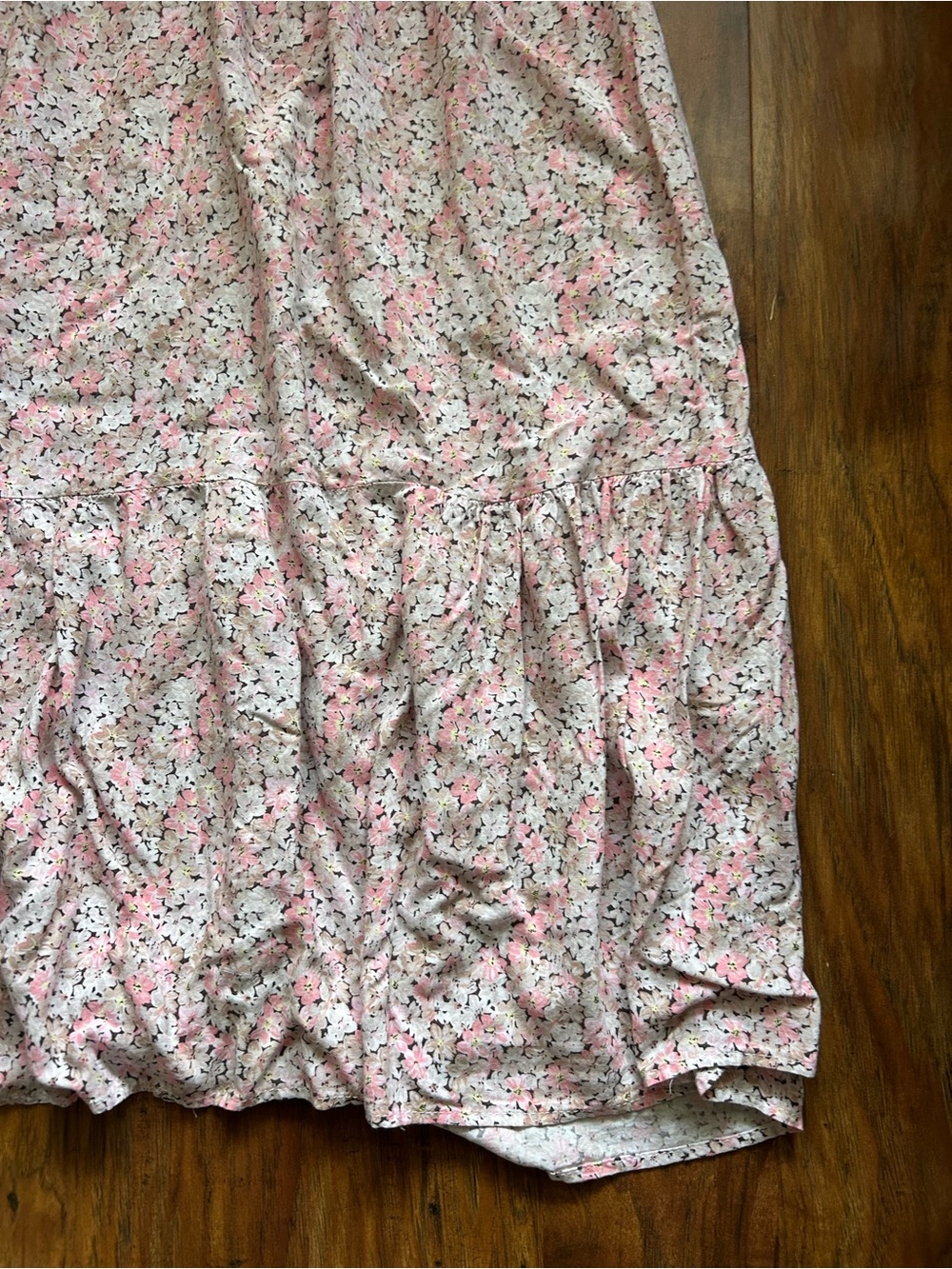 H&M Pink and Cream Floral Midi Dress - Picture 4 of 7